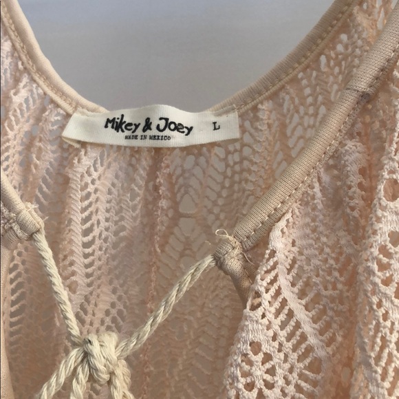 Mickey and Joey Sz L cream beach coverup - Picture 3 of 5